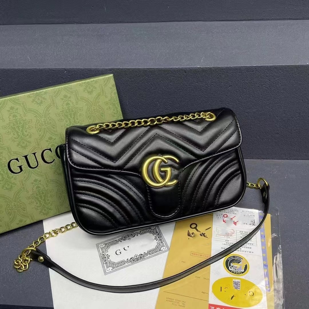 더블 g 백 여성용 가방 구찌 클래식한 작은 향기 퀼팅 체인 백 고급스러운 느낌의 스타일리시한 숄더 크로스백