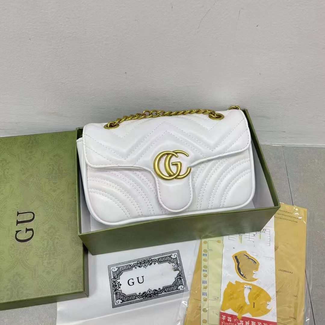 더블 g 백 여성용 가방 구찌 클래식한 작은 향기 퀼팅 체인 백 고급스러운 느낌의 스타일리시한 숄더 크로스백