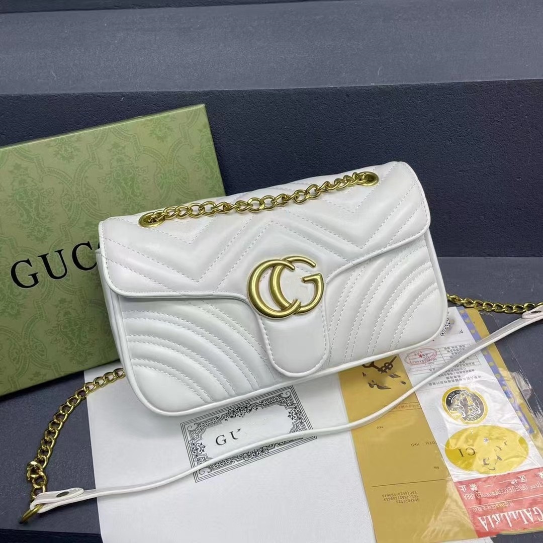 더블 g 백 여성용 가방 구찌 클래식한 작은 향기 퀼팅 체인 백 고급스러운 느낌의 스타일리시한 숄더 크로스백
