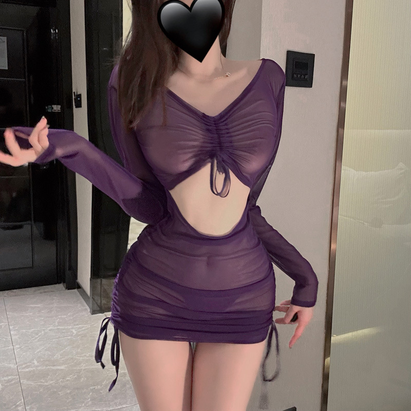 섹시한 속옷의 여자 제복 섹시한 자주색 망사 시스루 잠옷으로 힙 스커트를 덮어 줄무늬 주름