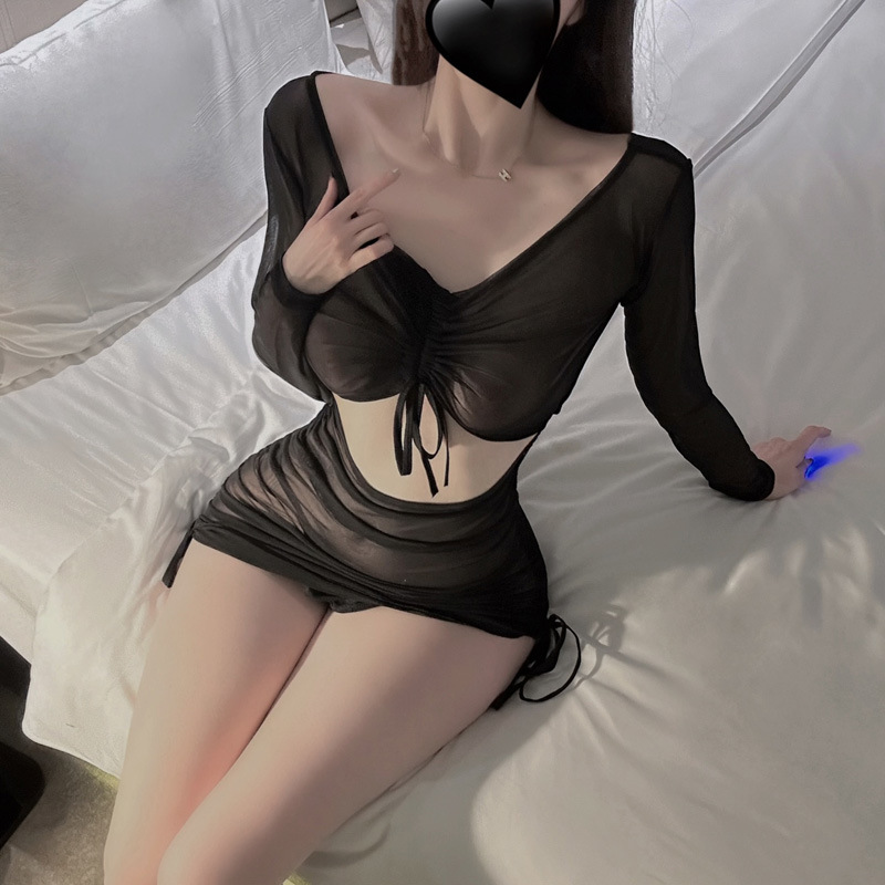 섹시한 속옷의 여자 제복 섹시한 자주색 망사 시스루 잠옷으로 힙 스커트를 덮어 줄무늬 주름