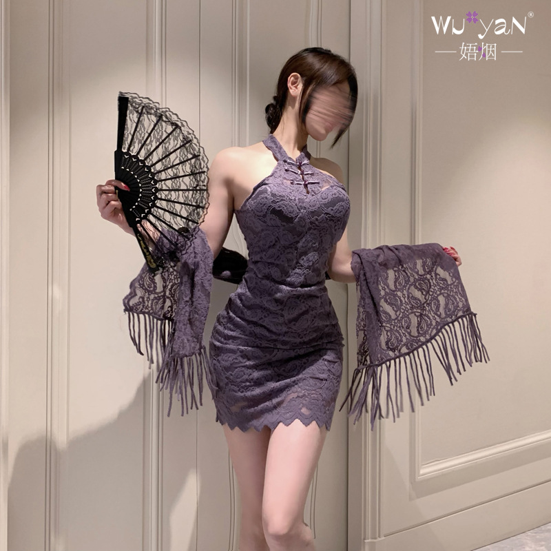 섹시하고 새로운 중국식 단추 모양의 레이스 차이나 치파오 순정풍 핫걸 자주색 칼라 란제리