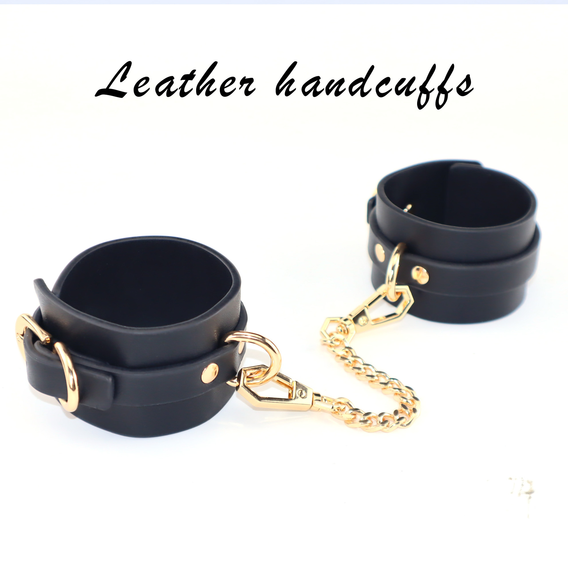 sm 수갑 결박 부부 교제 도구 녀성용 조련가죽 수갑 이색 성용품