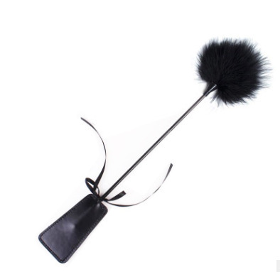 sm 깃털가죽 두드리기 부부 조련하기 방귀 뀌기 도발하기 섹스완구 성인용품