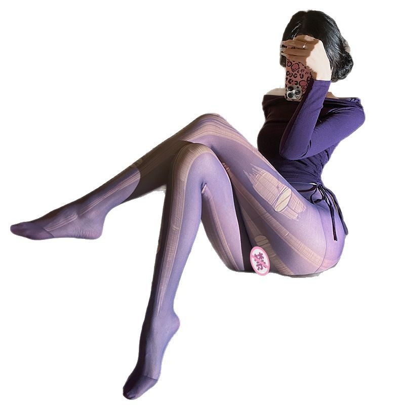 손으로 찢는 팬티스타킹 살로 튀어 검은 실크 섹시한 속옷을 입고 섹시한 순욕