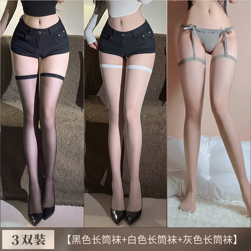 스타킹 섹시하고 유혹하는 속옷을 입고 입는 스타킹