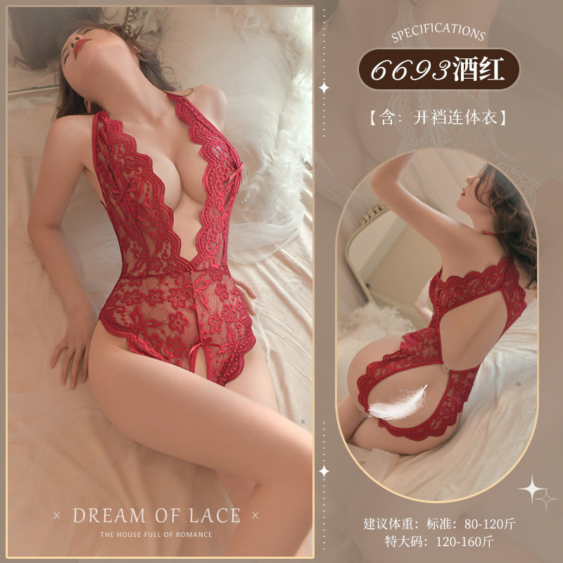 깊은 브이슬 레이스 시스루 파마 점프슈트 유니폼 섹시한 속옷 누드로 엉덩이를 드러냈다