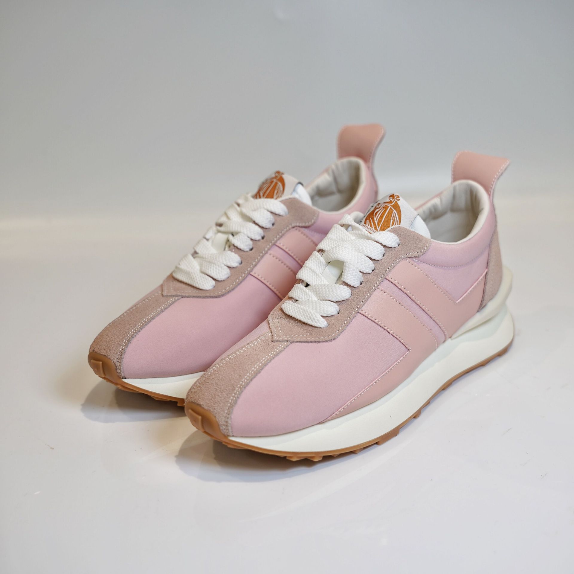 신상품 아르간슈즈 키높이 가볍고 통기성이 좋은 스타일리시하고 남녀 레포츠 커플 러닝화입니다