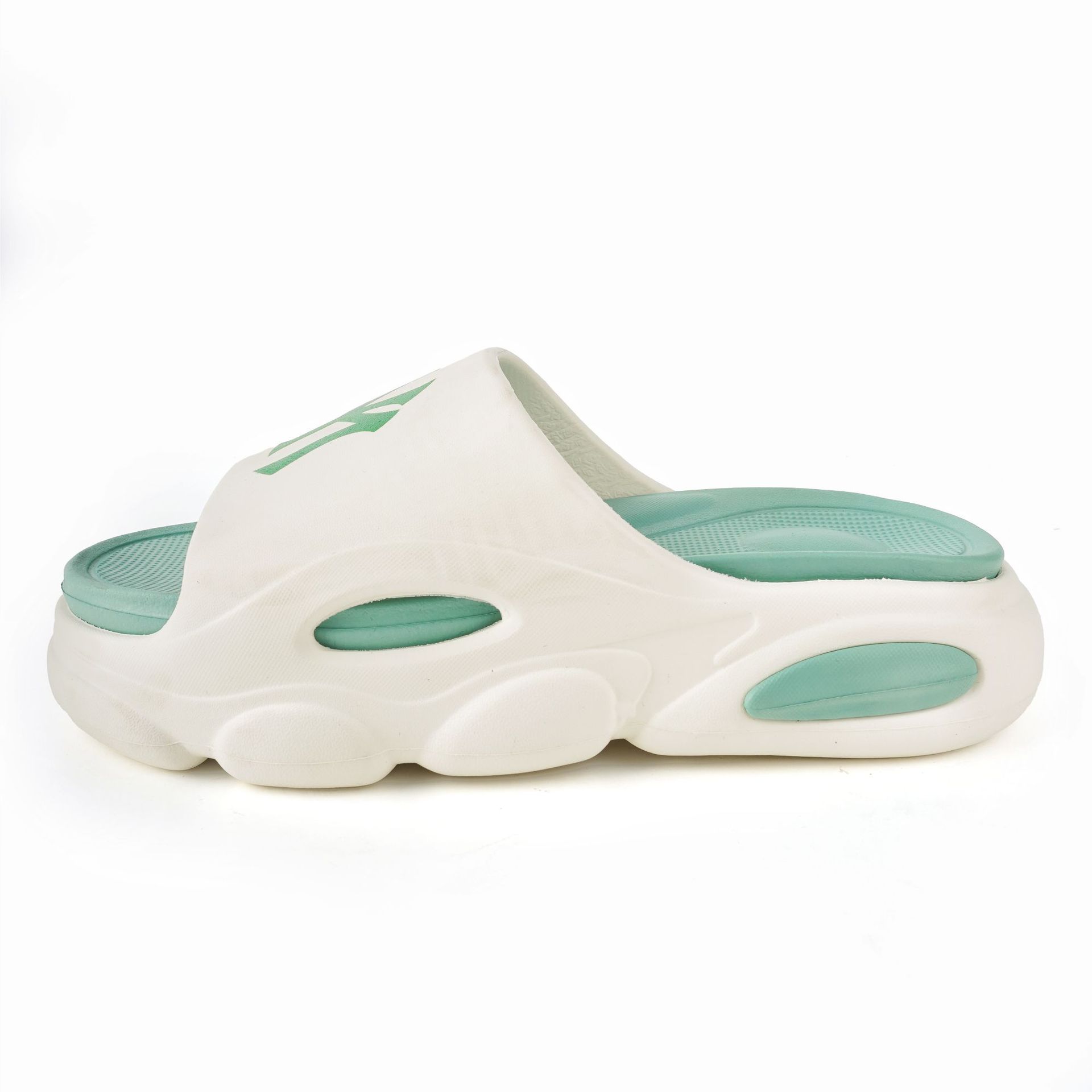 남녀 가정 실외 슬리퍼 두꺼운 바닥은 가볍고 냄새는 방지하며 부드러운 바닥은 커플용 해변 슬리퍼입니다