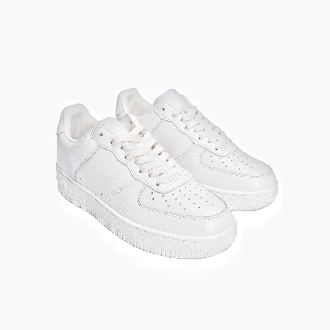 공군 화이트보드 원 하이 버전 슬림화 남녀 트렌드 모두 캐주얼하고 편안하며 통기성이 좋은 스니커즈 운동화입니다