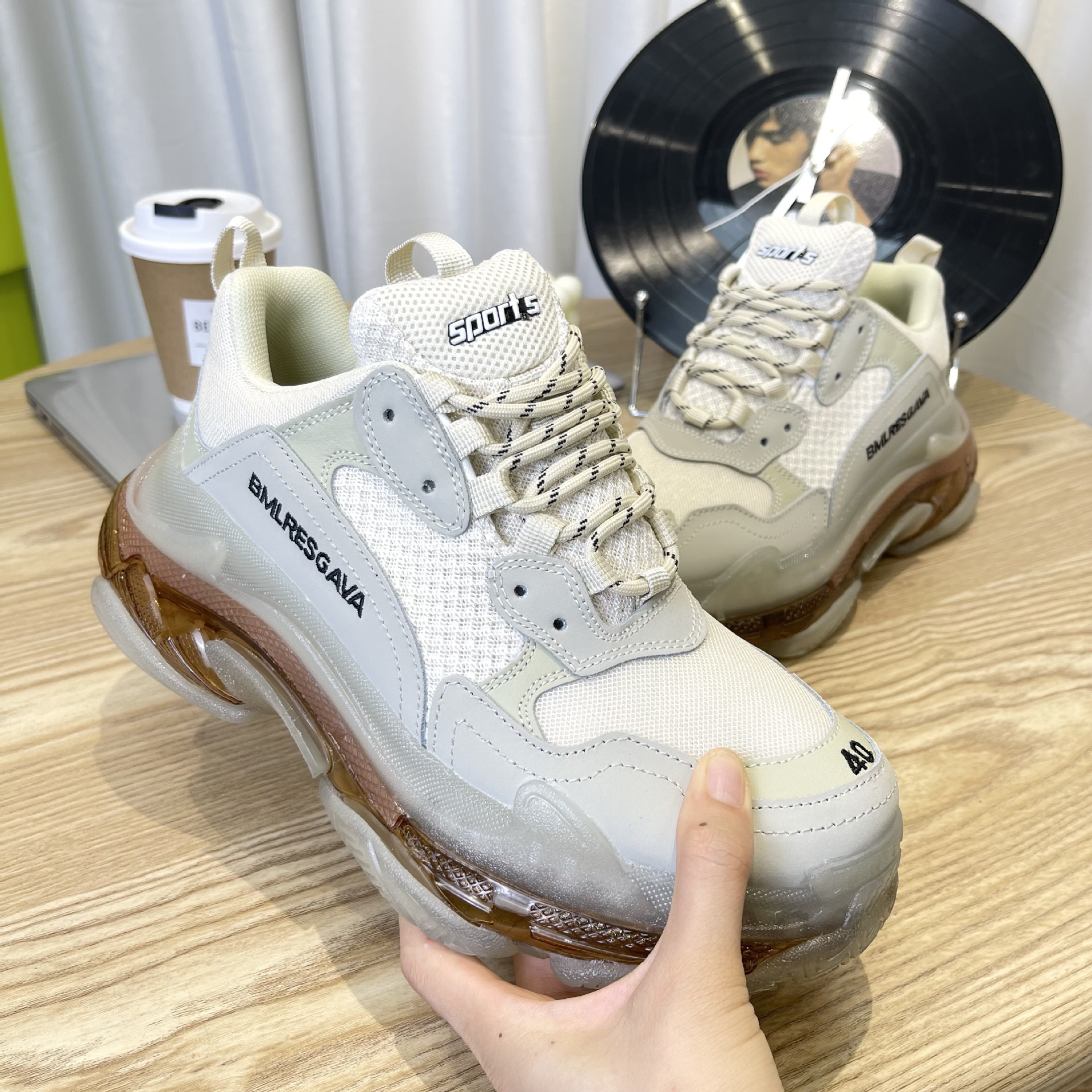 남성 쿠션 아빠 구두 올화이트 패셔너블 우먼 깔창 키높이 스니커즈