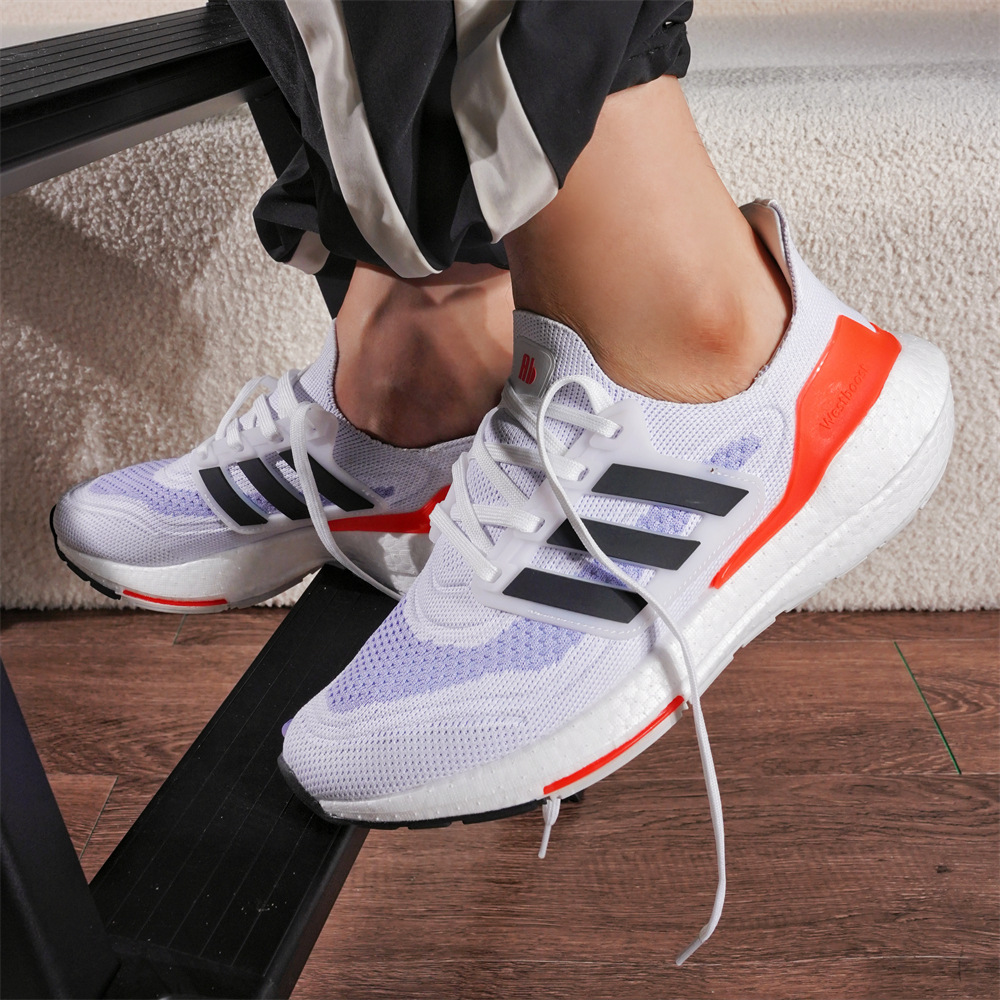 ub7 쿠션 스니커즈 남성용 여름 통기 소프트 메시 라이트 러닝화 여성