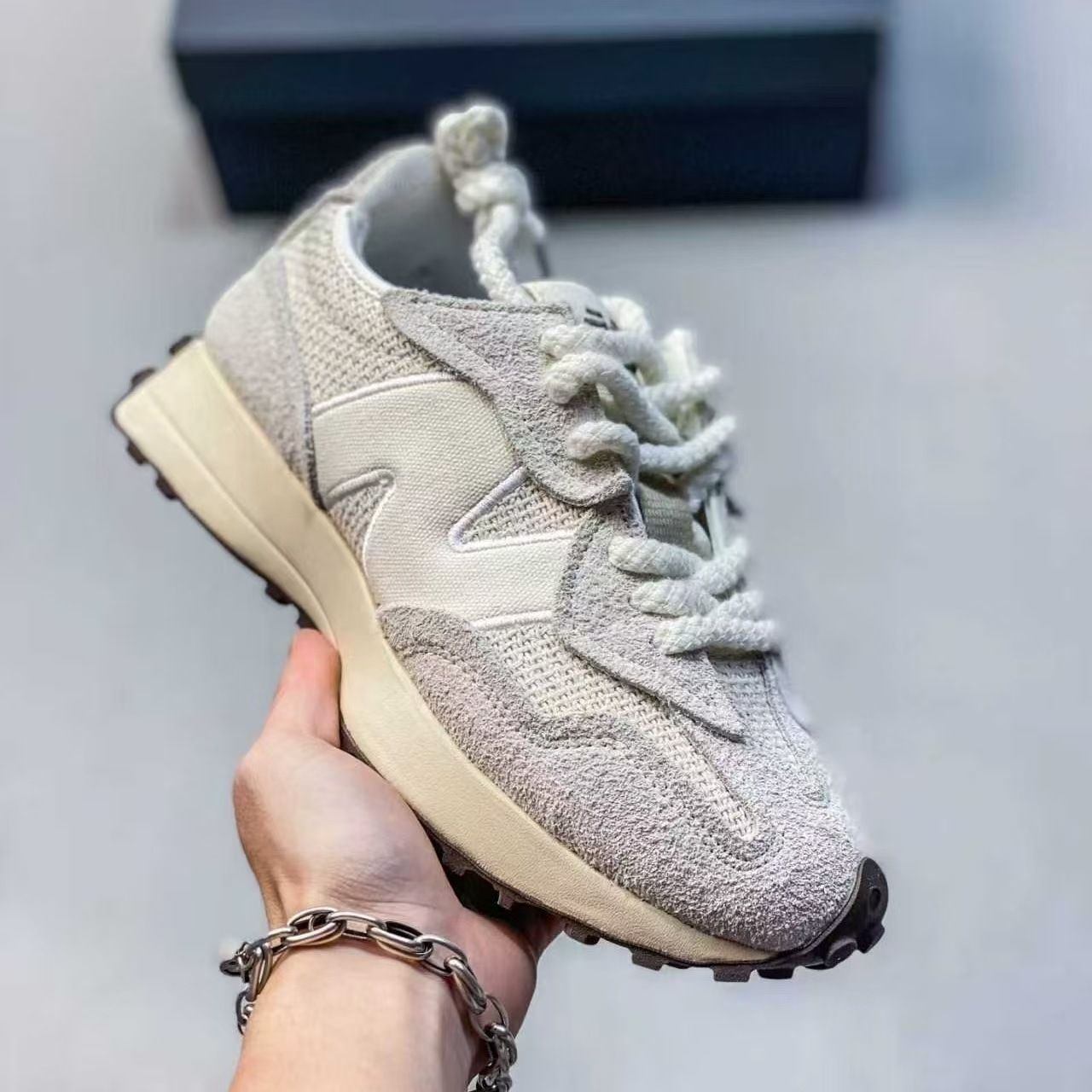 뉴 발란스 nb 오리지널 그레이 남녀 키높이 러닝화