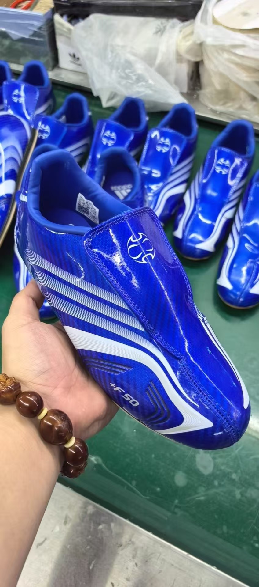 f50 축구화 남성용 통기성 가벼운 실전 훈련화 블루 화이트 클래식