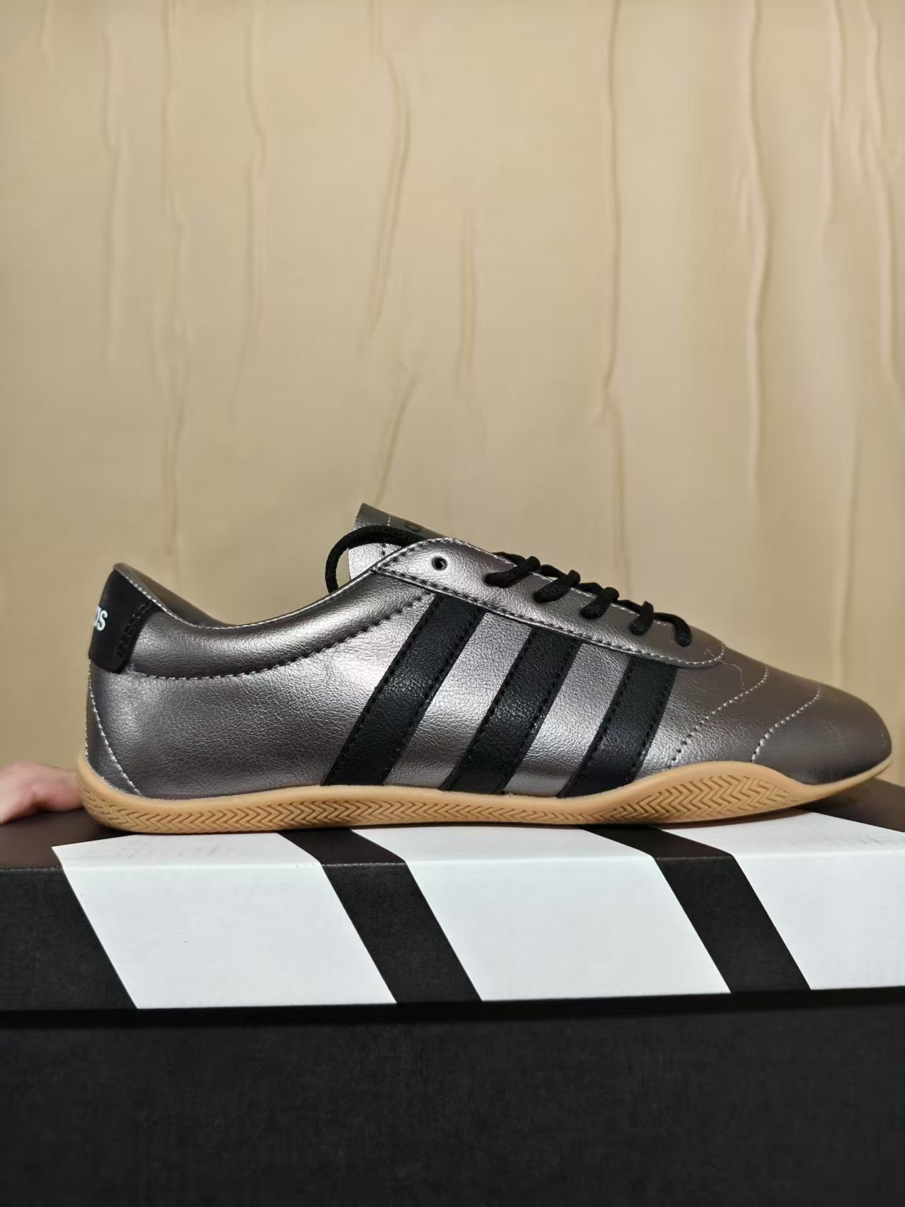 f50 축구화 남성용 통기성 가벼운 실전 훈련화 블루 화이트 클래식