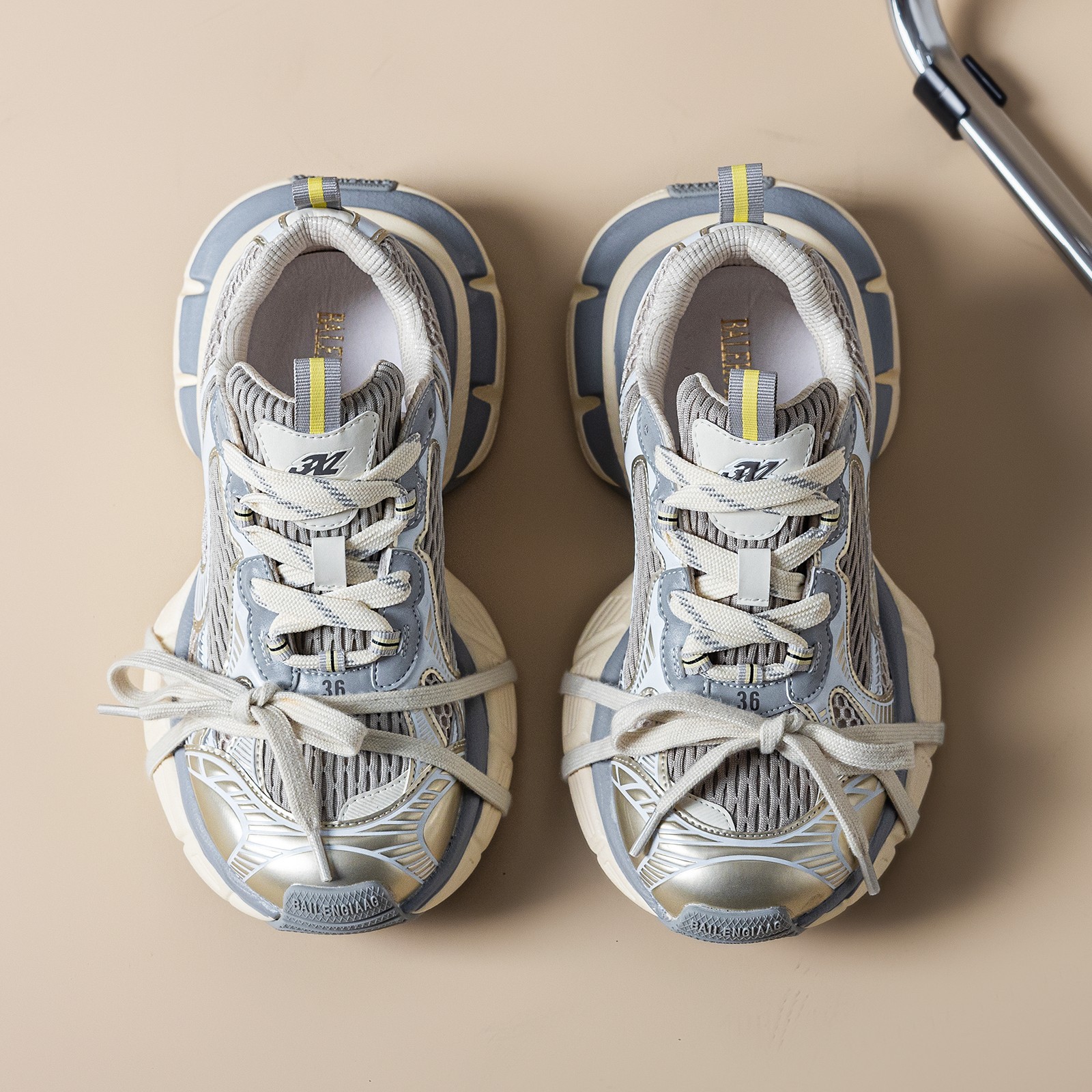 아빠 신발녀 2025 봄여름 단망 신상품 왕훙 같은 모델의 신발 통굽 레저 운동화 여성