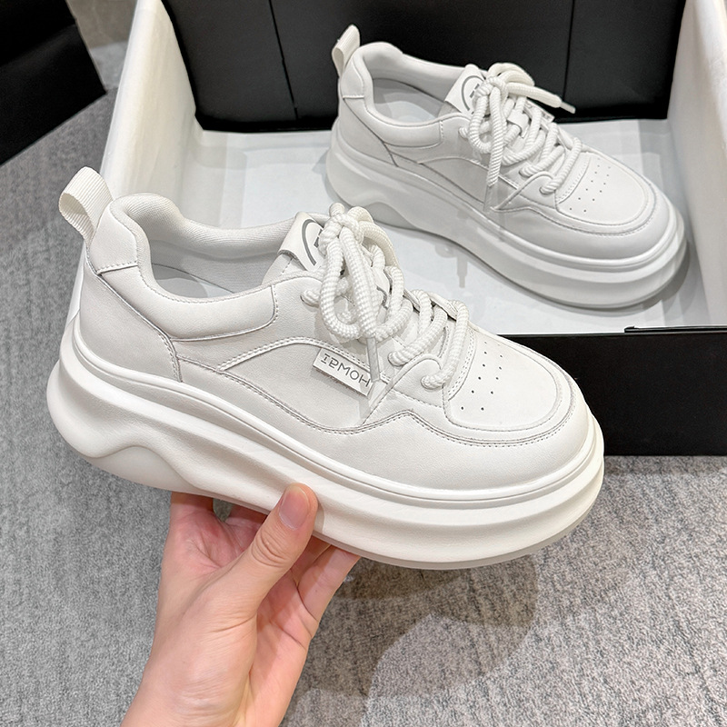 리얼 가죽, 화이트 슈즈 2025가을 겨울 신상품 통기성 키높이 스니커즈 모든 착용 학생 캐주얼화