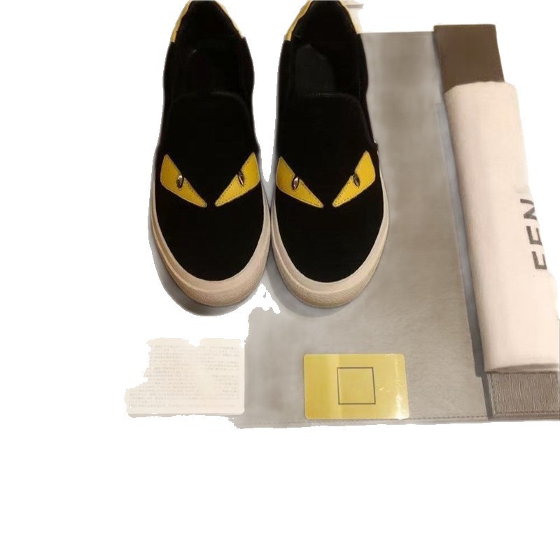 새로운 유행 악마 라이트 럭셔리 미니 몬스터 한 발에 슬립온 캐주얼 로퍼 캐주얼 남성화