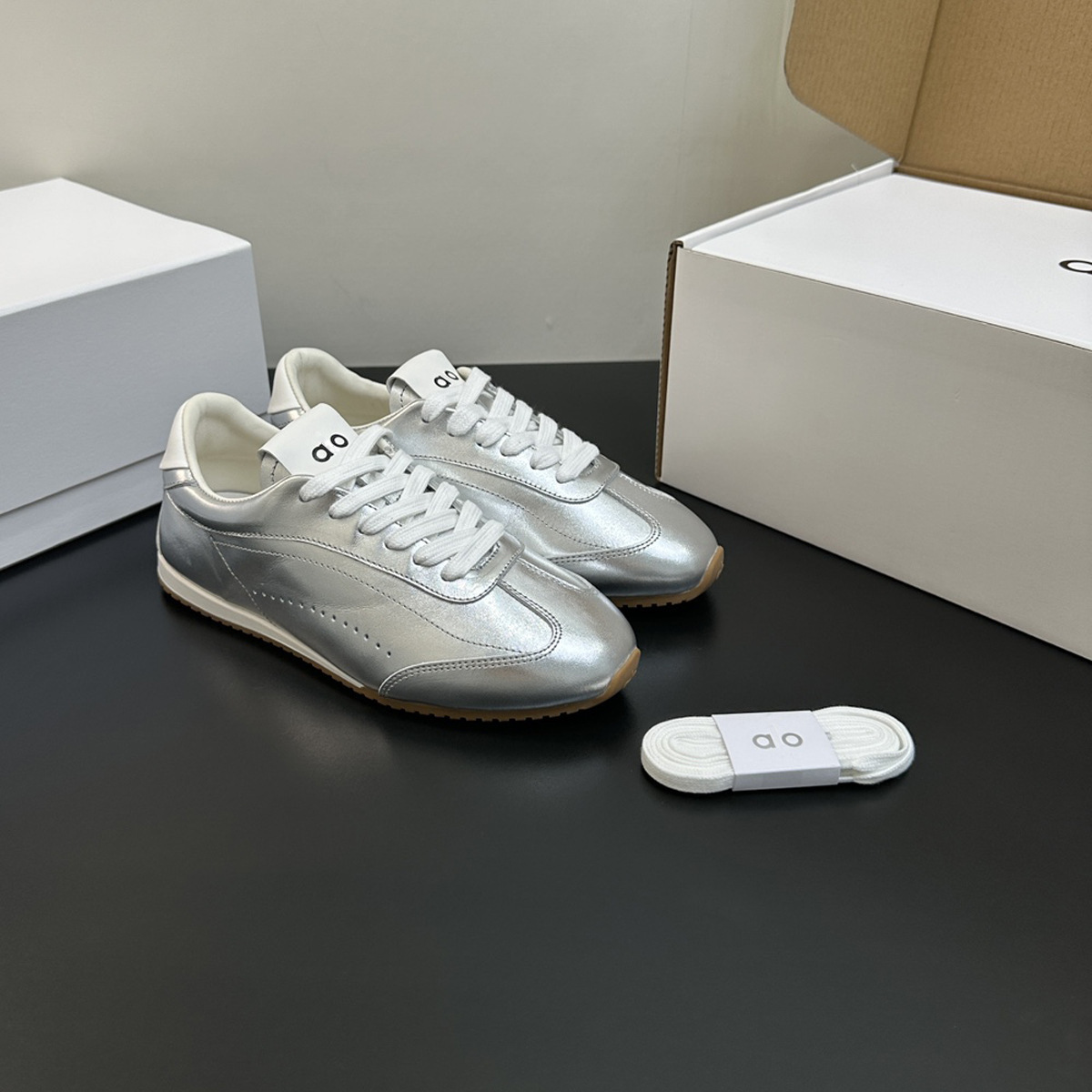 김지수는 패션 올드룩 가죽 훈화 여성 레트로 스트랩 아르간슈즈 스니커즈 캐주얼 조깅화 남자