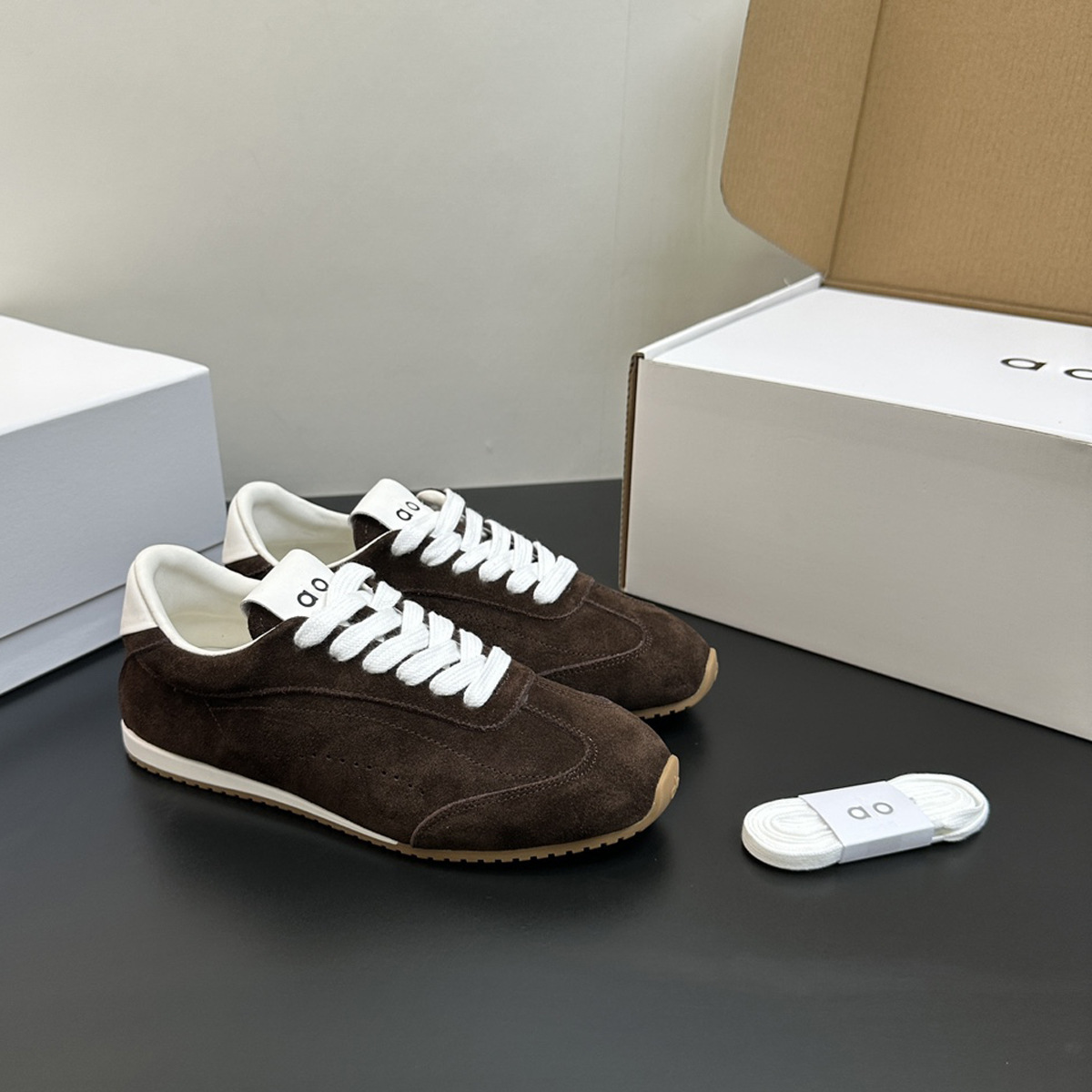 김지수는 패션 올드룩 가죽 훈화 여성 레트로 스트랩 아르간슈즈 스니커즈 캐주얼 조깅화 남자