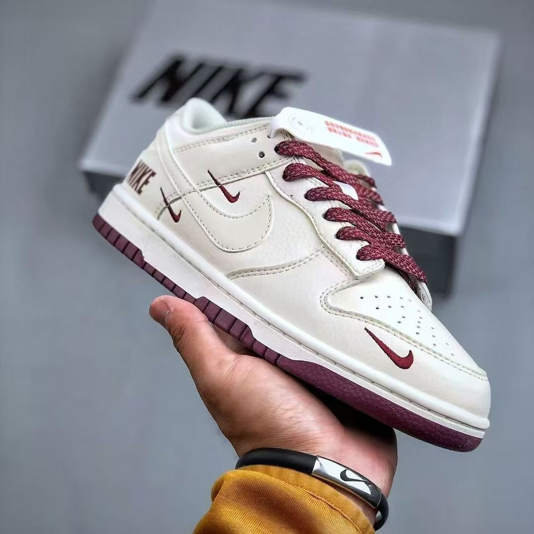 덩크 유니크화 블랙 앤 화이트 로우 콤비 남녀 커플 슈즈