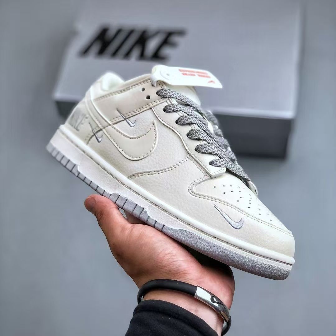 덩크 유니크화 블랙 앤 화이트 로우 콤비 남녀 커플 슈즈