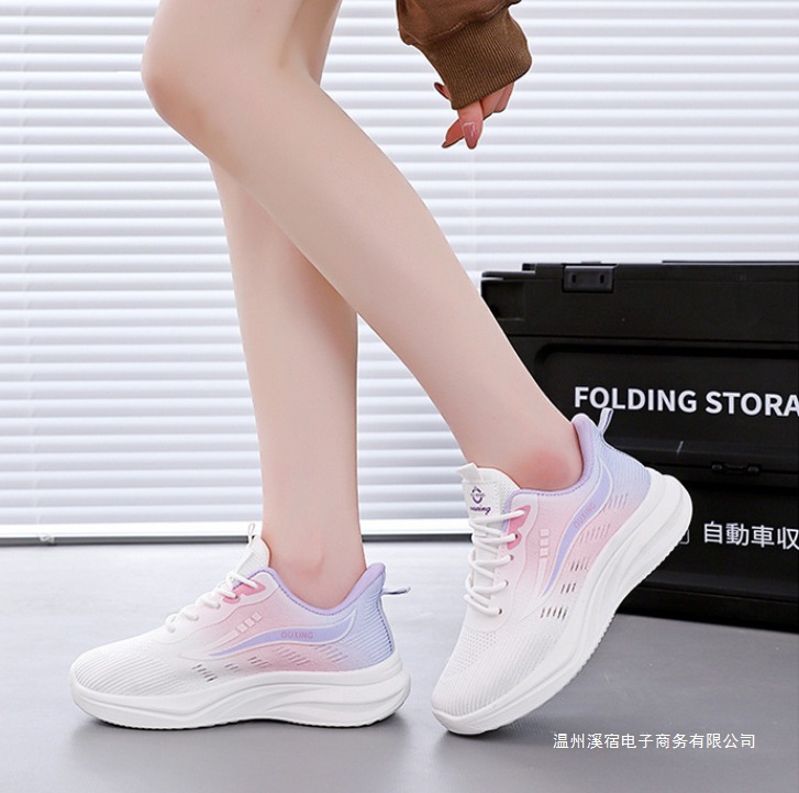 러닝화 봄 여름 여성화 메쉬탑 통풍화 가볍고 모든 것을 소화할 수 있는 학생 스니커즈 워킹화 붐을 타고 있다