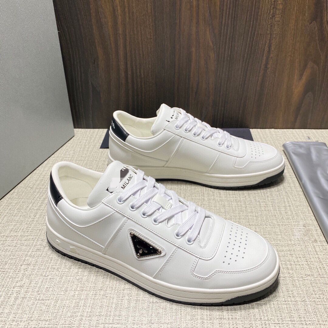 고급 가죽 슈즈, 흰색 스니커즈, 캐주얼화, 어디에나 어울리는 가벼운 럭셔리, 멋진 남자