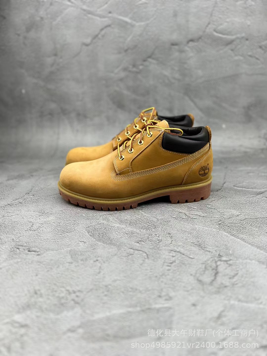 클래식한 오버로우 부츠 통기성 워크웨어 슈즈 아웃도어 남녀 옐로 마틴 부츠