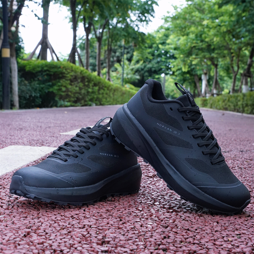 남녀의 클래식한 통기성 트레킹 트레킹 스니커즈