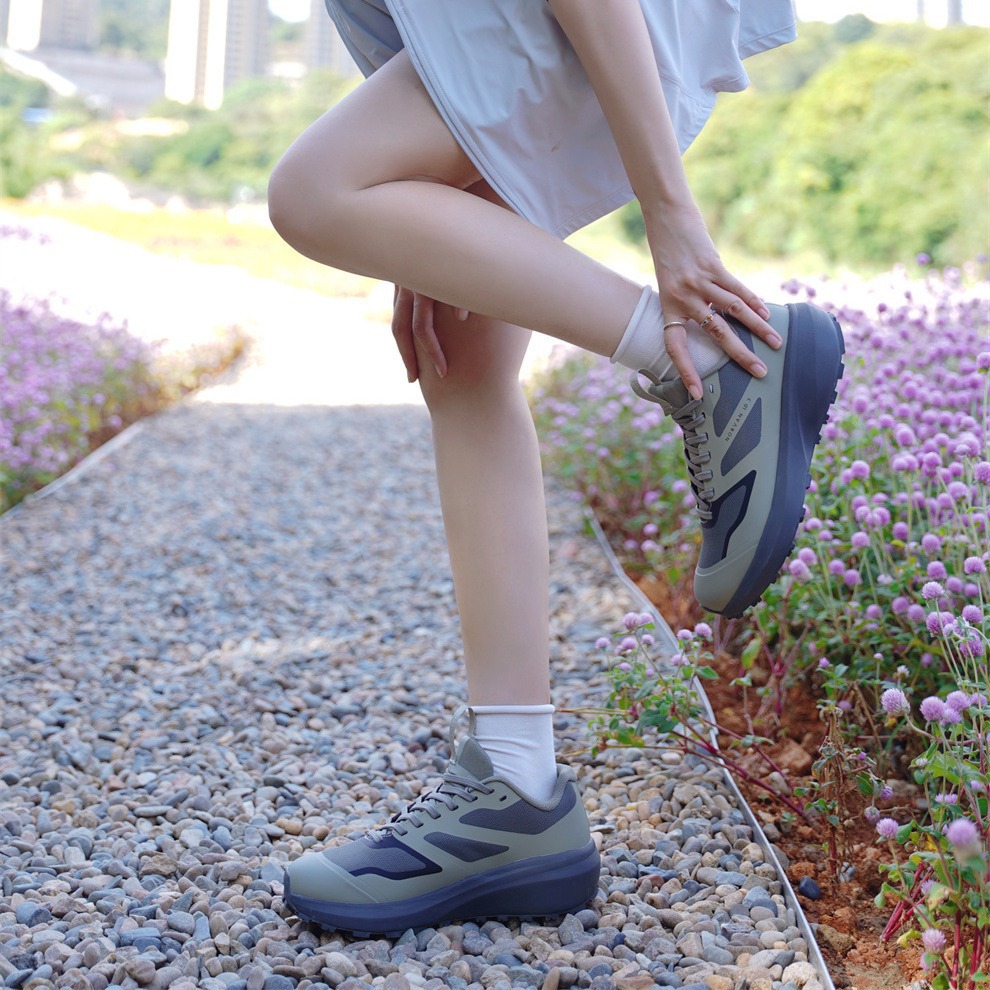 남녀의 클래식한 통기성 트레킹 트레킹 스니커즈