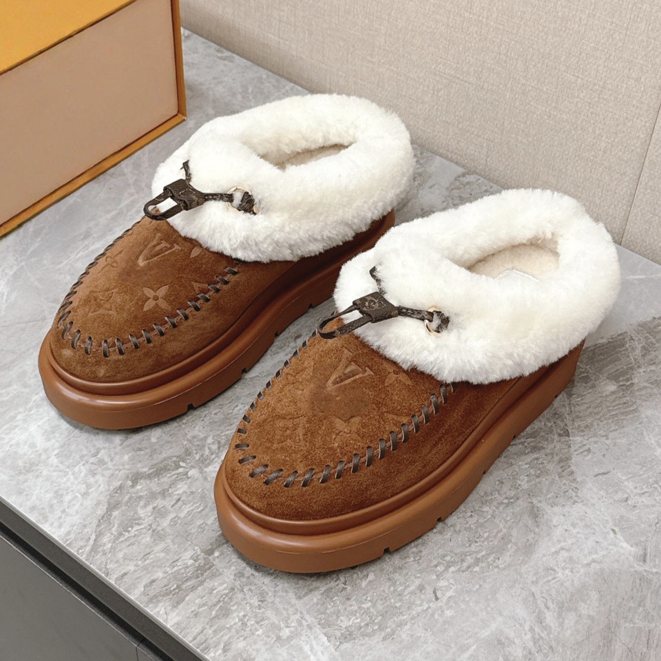하이판 양털 슈즈 여성 가을 겨울 새로운 스노우 부츠 따뜻한 두꺼운 바닥 한 발에 슬림한 진짜 가죽 슬리퍼