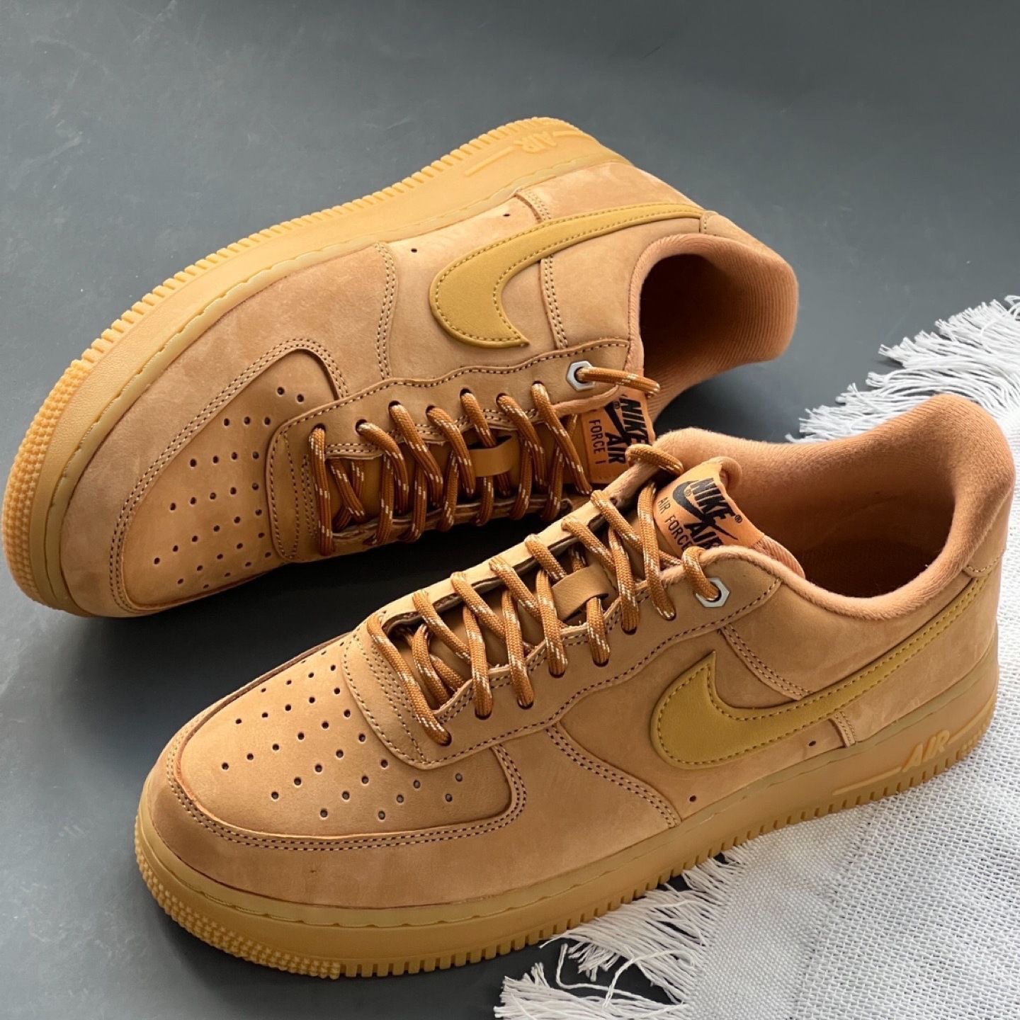 af1 공군 쿼츠 슈즈 커플 콤비 스포츠 슈즈 구릿빛 둥근 머리에 통굽 굽