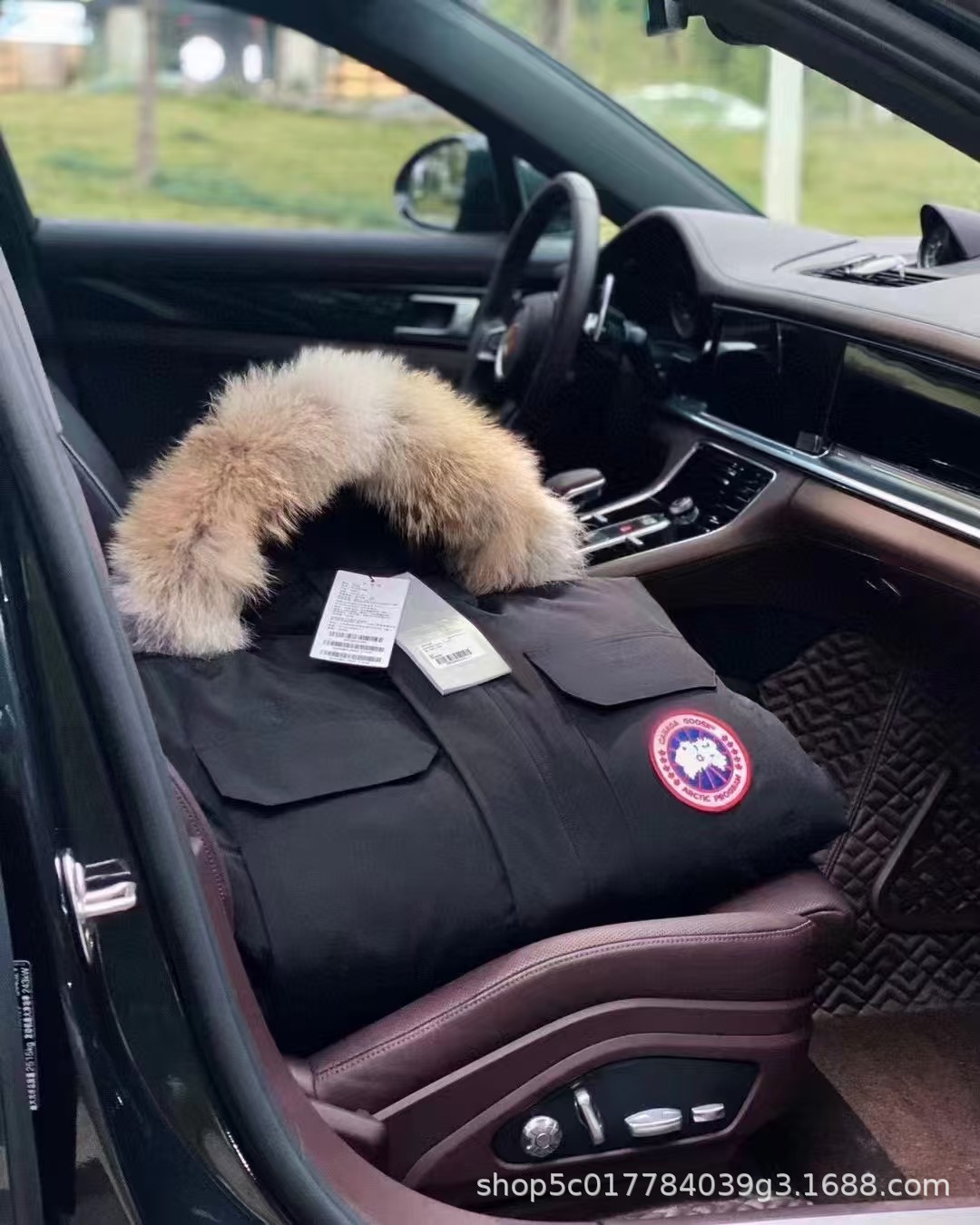 남녀 패딩 기장의 카고 코트 커플 기장으로 극복