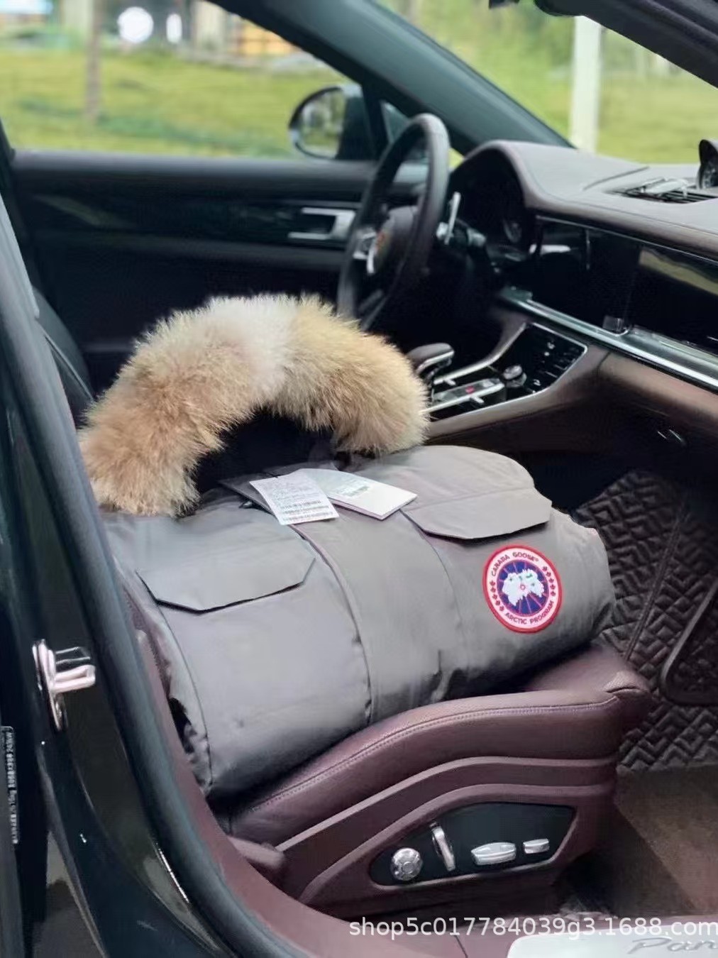 남녀 패딩 기장의 카고 코트 커플 기장으로 극복