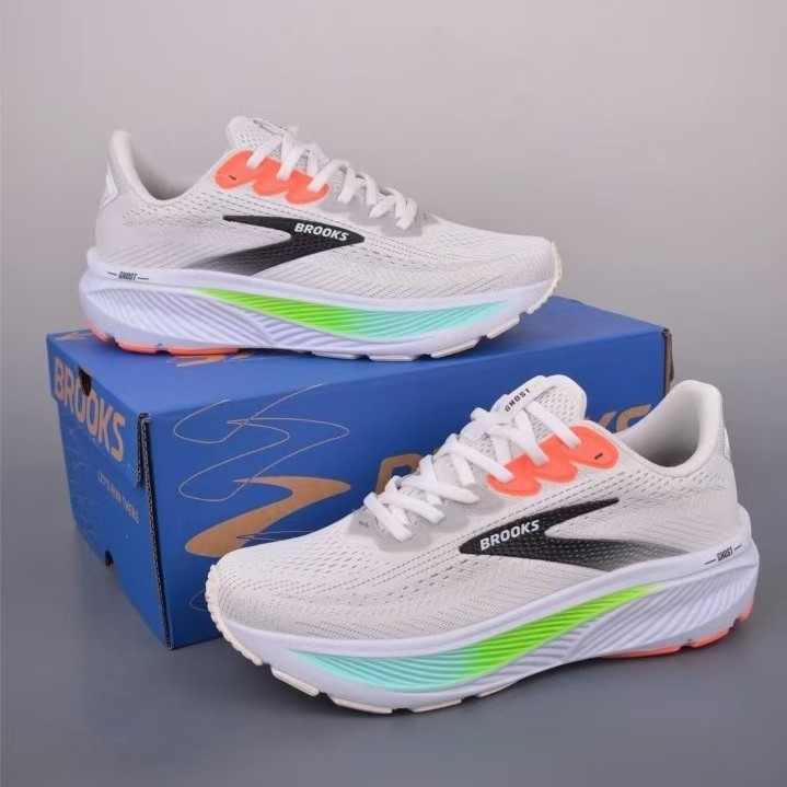 폭발적 ghost17 부드럽고 편안한 미끄럼 방지 내마모성 로우 컷 레포츠 러닝화입니다