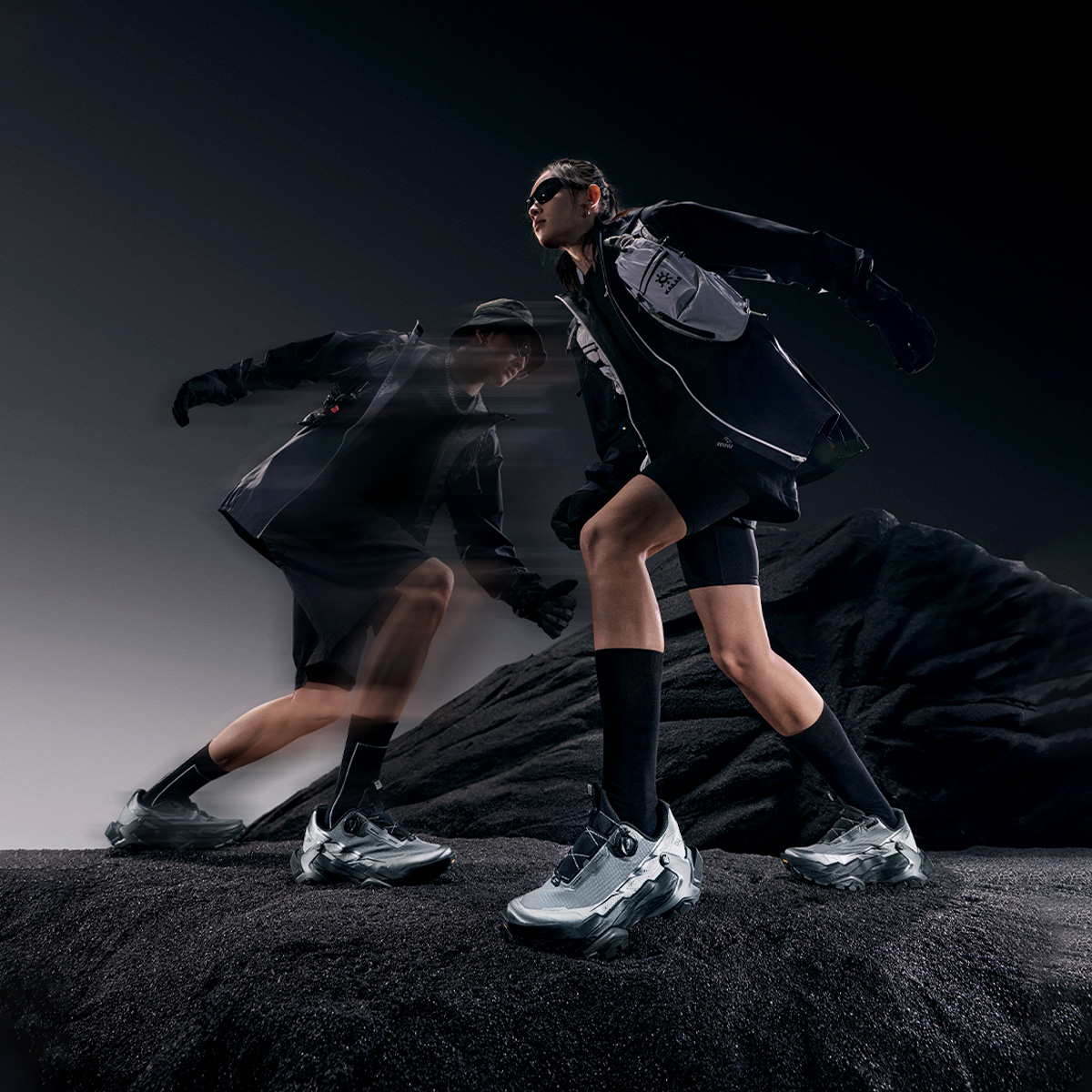 트레킹 운동화 험한 산악 미끄럼 방지 마모성 통기성 아웃도어 남녀 등산화