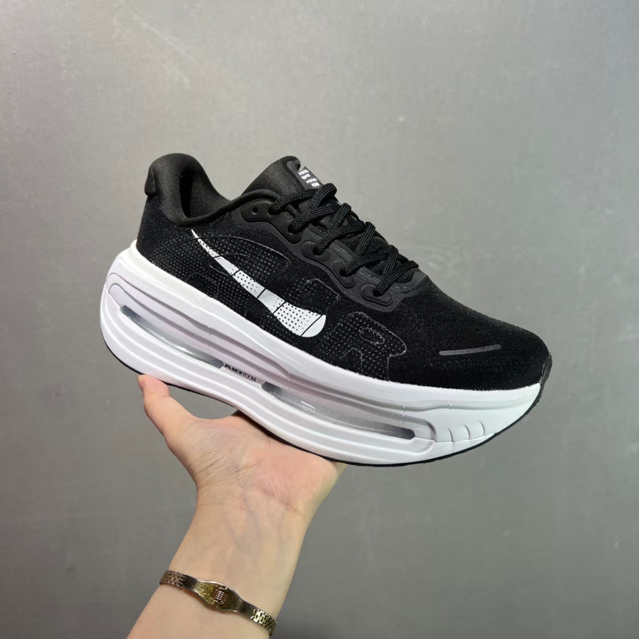 푸톈의 신발은 보메르 프리미엄 (vomeropremium) 손바닥 완전 흡수 야외 공기통풍 마라톤 러닝화이다