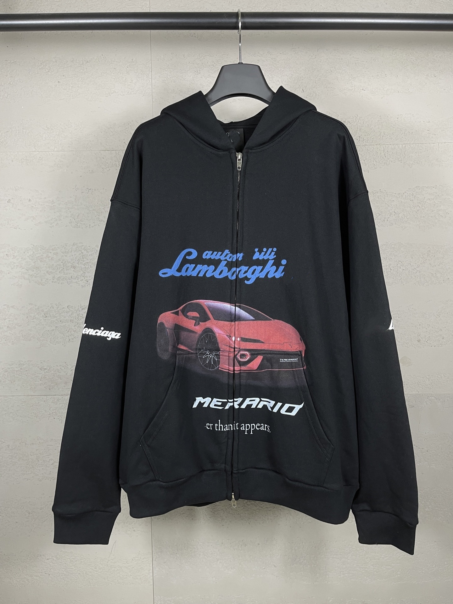 집업 맨투맨 가을 겨울 신상 콜라보 람보키 흙 프린트 남녀 공용 카디건 아우터입니다