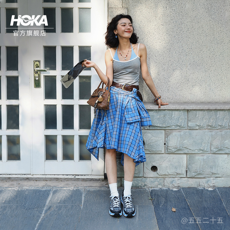 마파트 4로우 컷 경량 아웃도어 스니커즈 남녀 쿠션 크로스컨트리 스니커즈