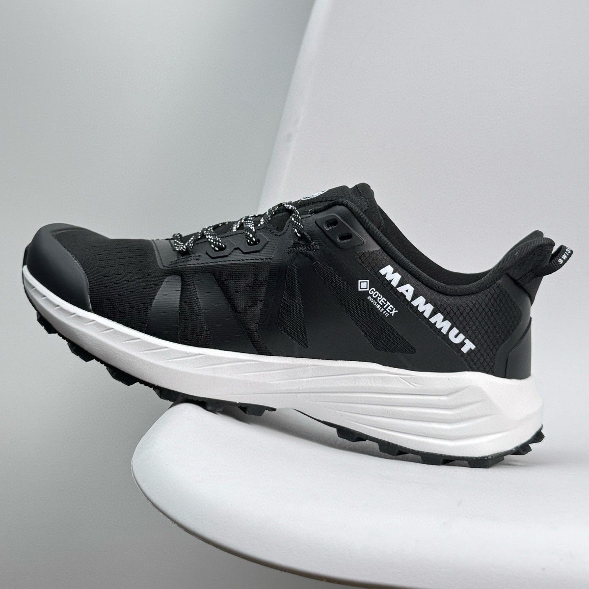 여름 남녀 공용 등산 트레킹화 미끄럼 마모 방지 아웃도어용 스니커즈