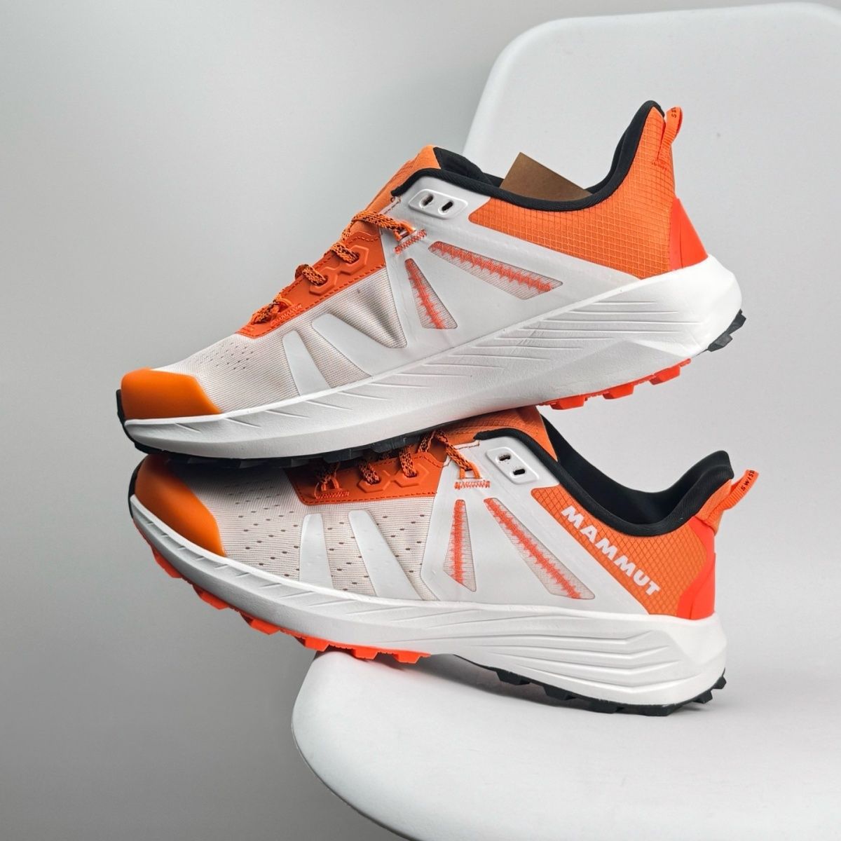 여름 남녀 공용 등산 트레킹화 미끄럼 마모 방지 아웃도어용 스니커즈