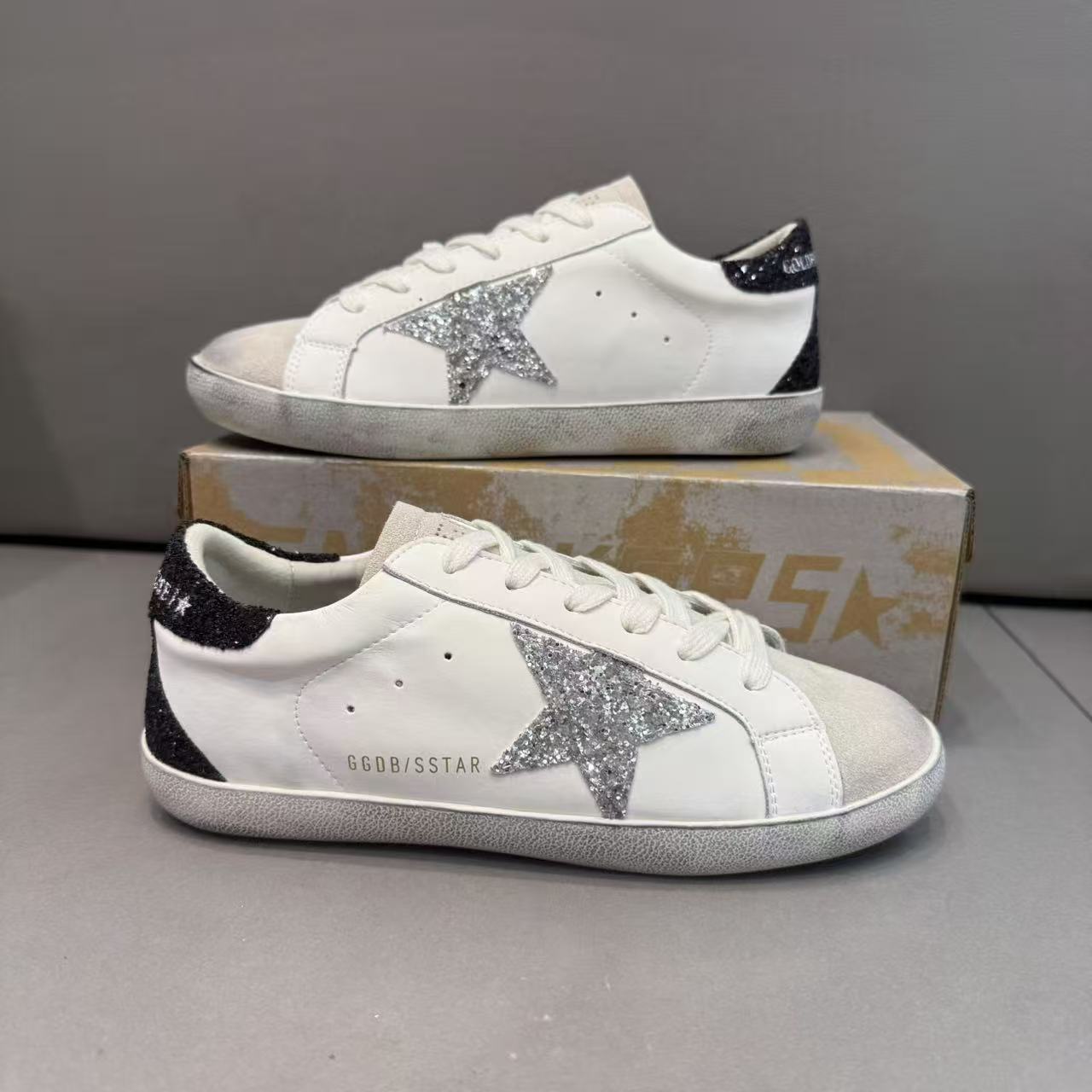 신상 빈티지 ggdb 속 키높이 별 커플 티슈즈 레게릭 캐주얼 리얼 가죽 어디에나 매치할 수 있는 빈티지 코리아입니다