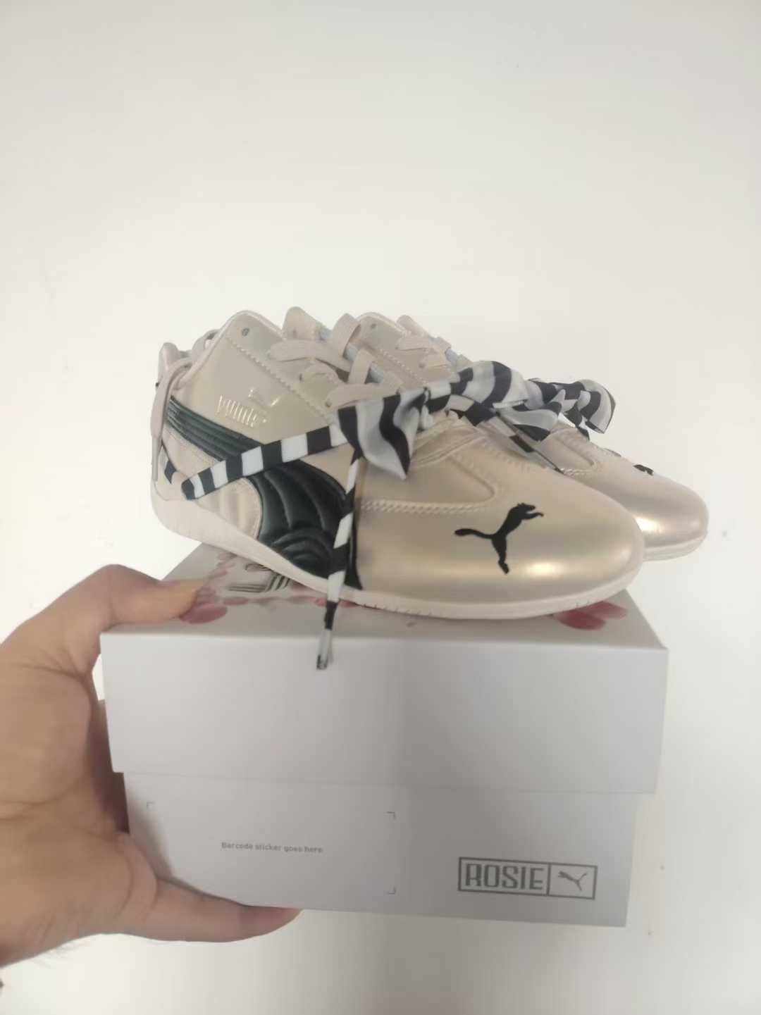 pm 팝스타 박채영, 같은 이름의 로즈 레이싱화 빈티지한 남녀 스니커즈