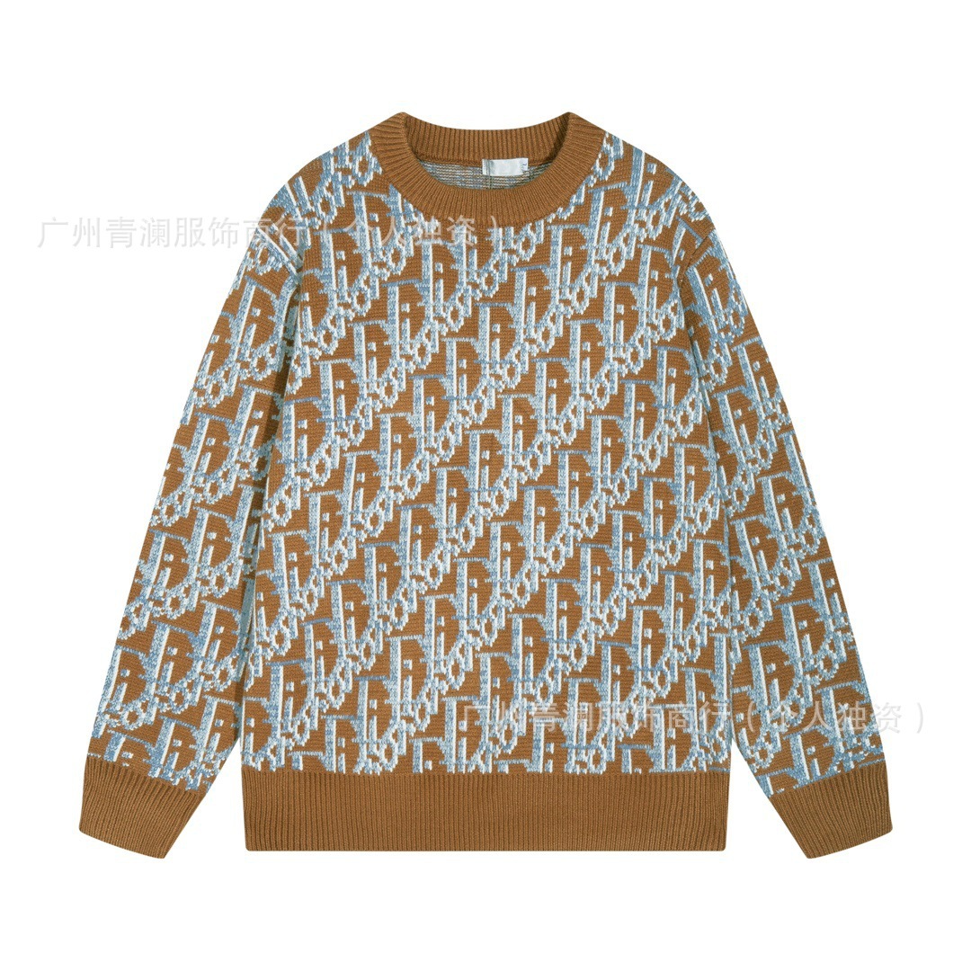 컬러 로고 자카드 울 니트 라운드 칼라의 캐주얼하고 루즈한 풀오버 긴팔 니트가 전품