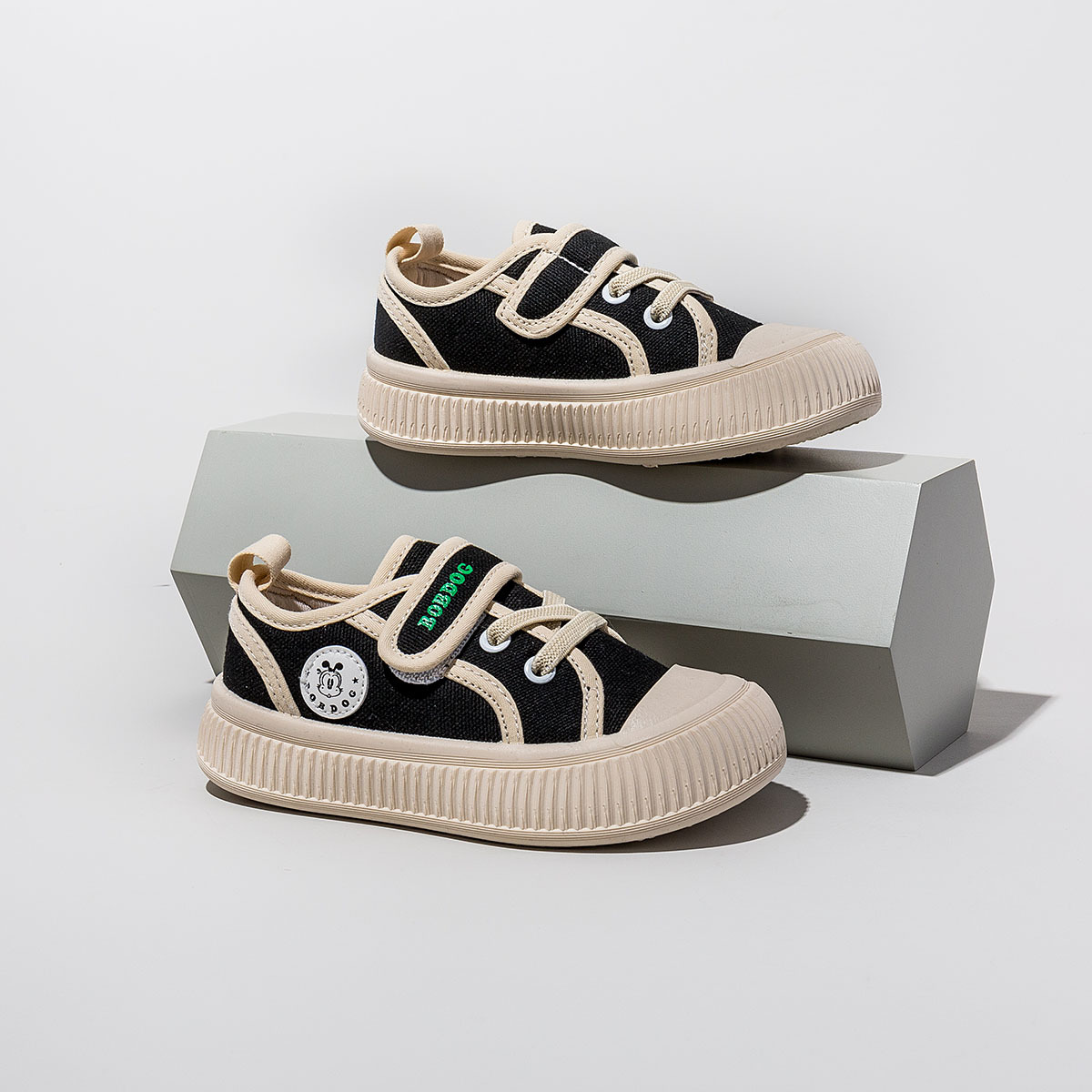 bobdog 베이비 캔버스 신발 바닥이 낮은 가을 슈즈 베이비 스니커즈입니다