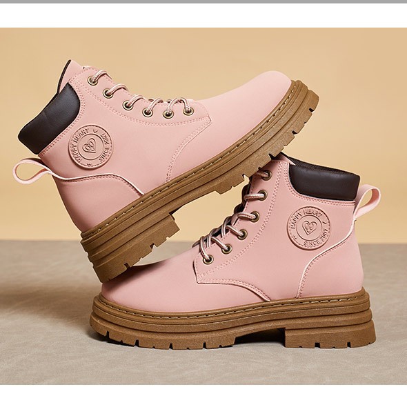 charles charles 도트우먼 편안하고 스포티하며 어디에나 잘 어울리는 마틴부츠 앵글우먼 부츠우먼