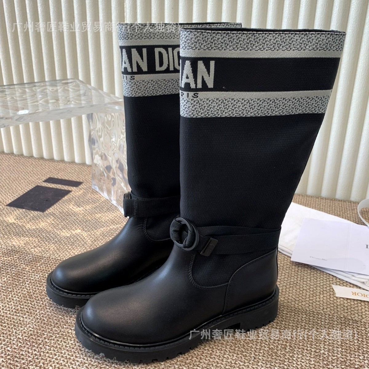 클래식 부츠 여성 가을 겨울 신상품 통통 굽 슬림부츠 소가죽 라이더 부츠 여성