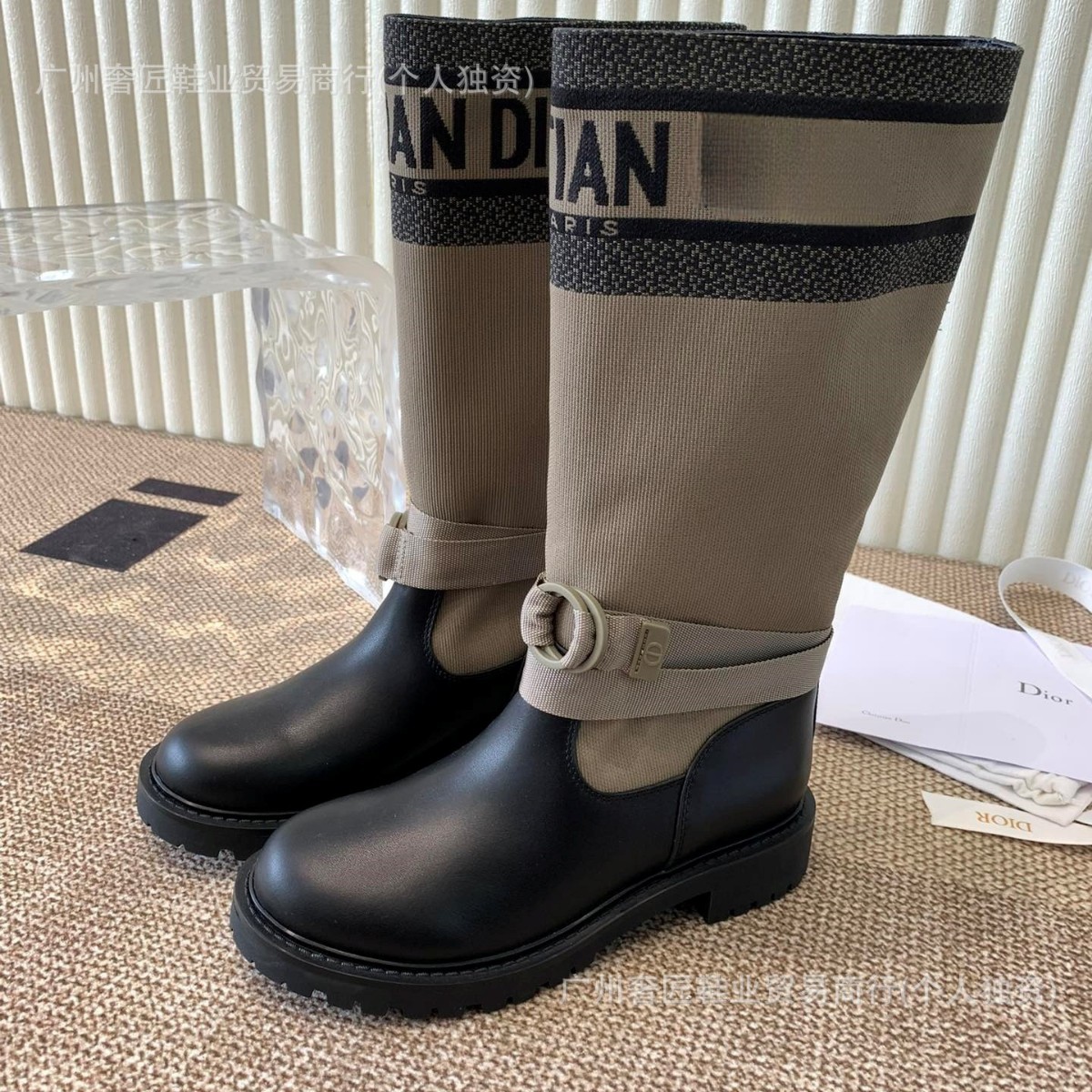 클래식 부츠 여성 가을 겨울 신상품 통통 굽 슬림부츠 소가죽 라이더 부츠 여성