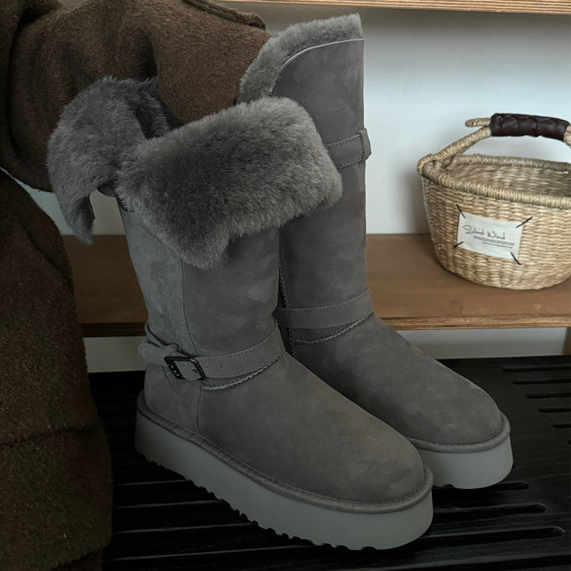 두꺼운 퍼 일체형 스노우 부츠 여성 겨울 보온 신상 스노우 부츠입니다
